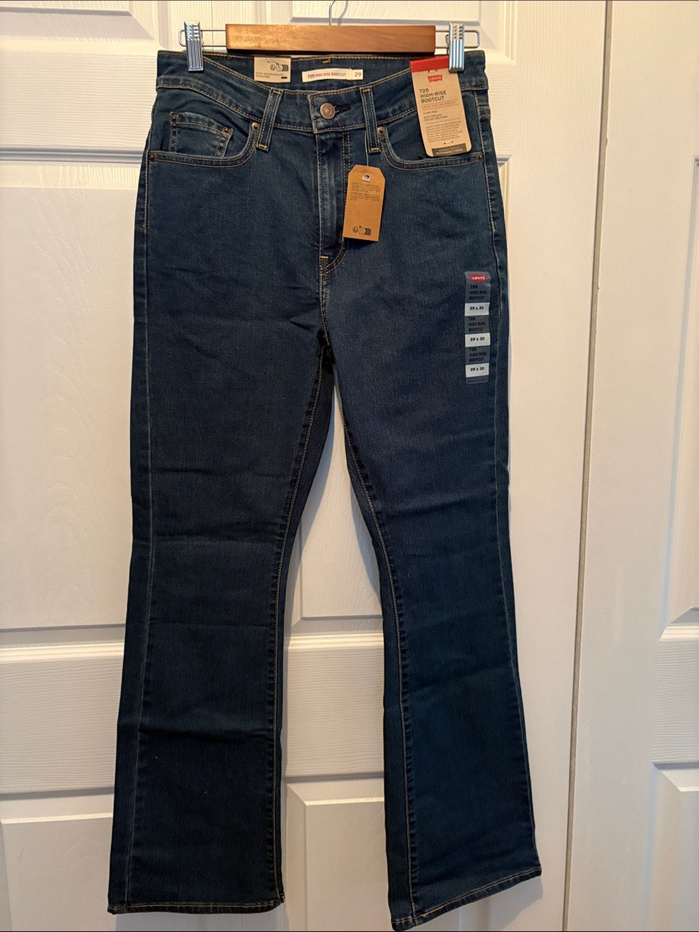 Levi's Slim Bootcut Jeans